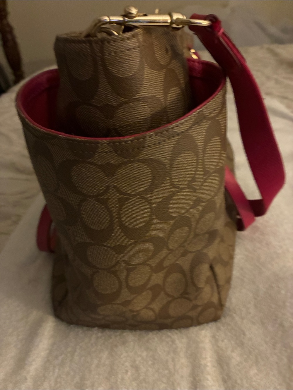 Pre-owned Coach Brown Signature C” canvas Tote/Diaper bag w/Pink Leather Trim - Picture 4 of 16